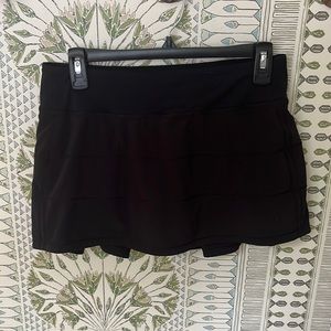 black Lululemon tennis skirt